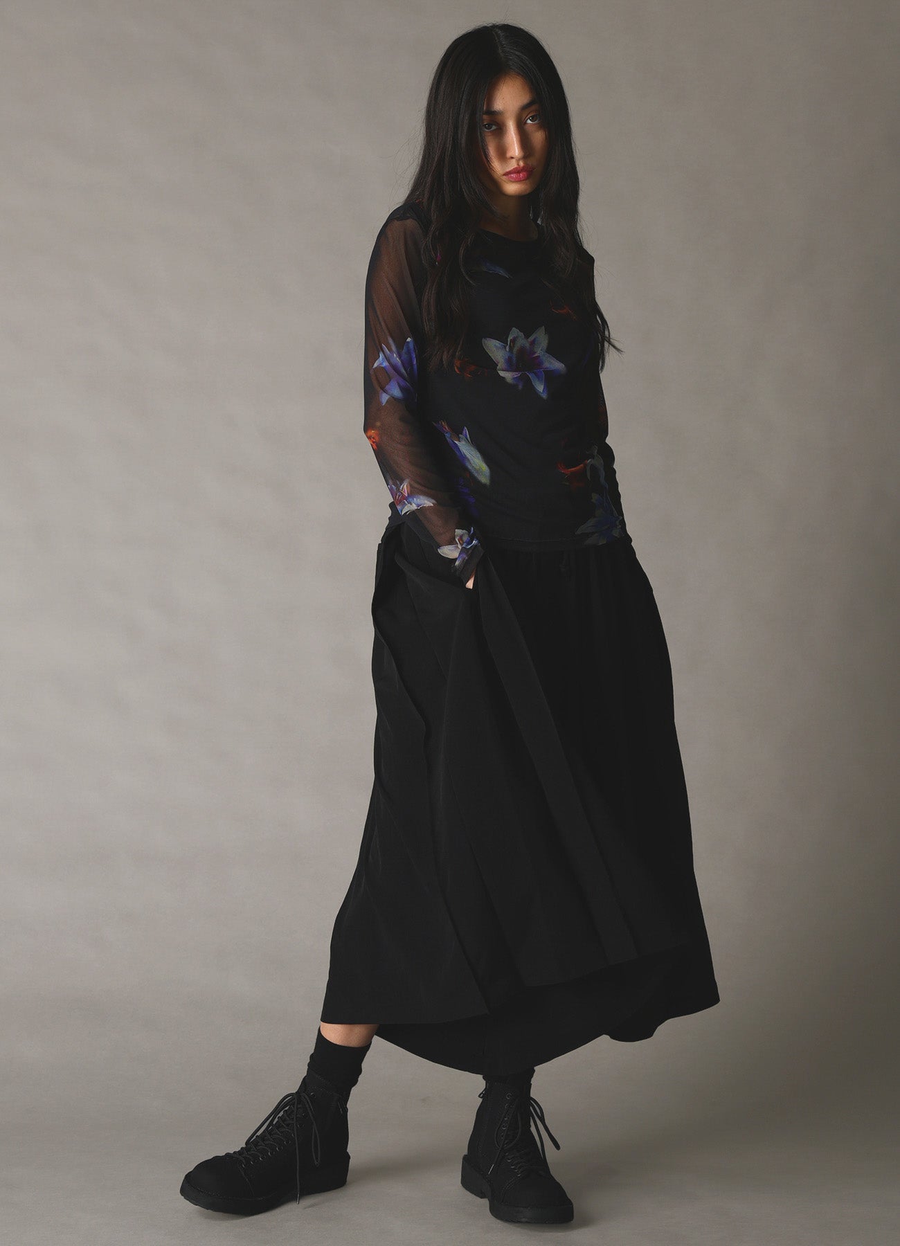 【1/16 10:00(JST) Release】LILY PATTERN SOFT TULLE LONG SLEEVE T