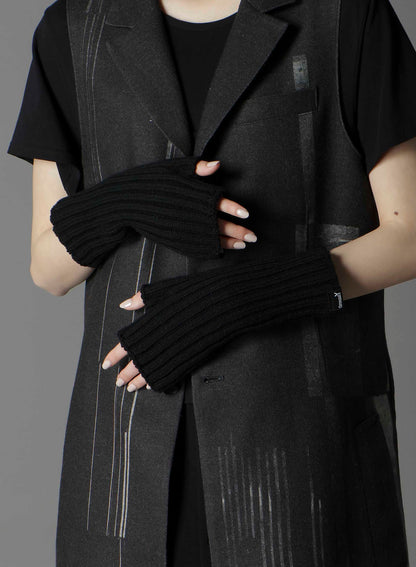 WASHABLE WOOL FINGERED ARM WARMER