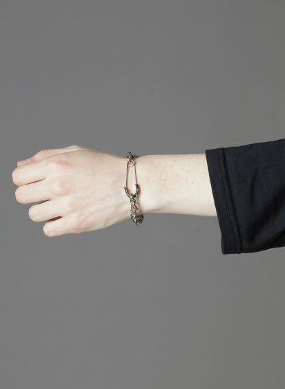 BRASS CHAIN BRACELET WOOL PIN