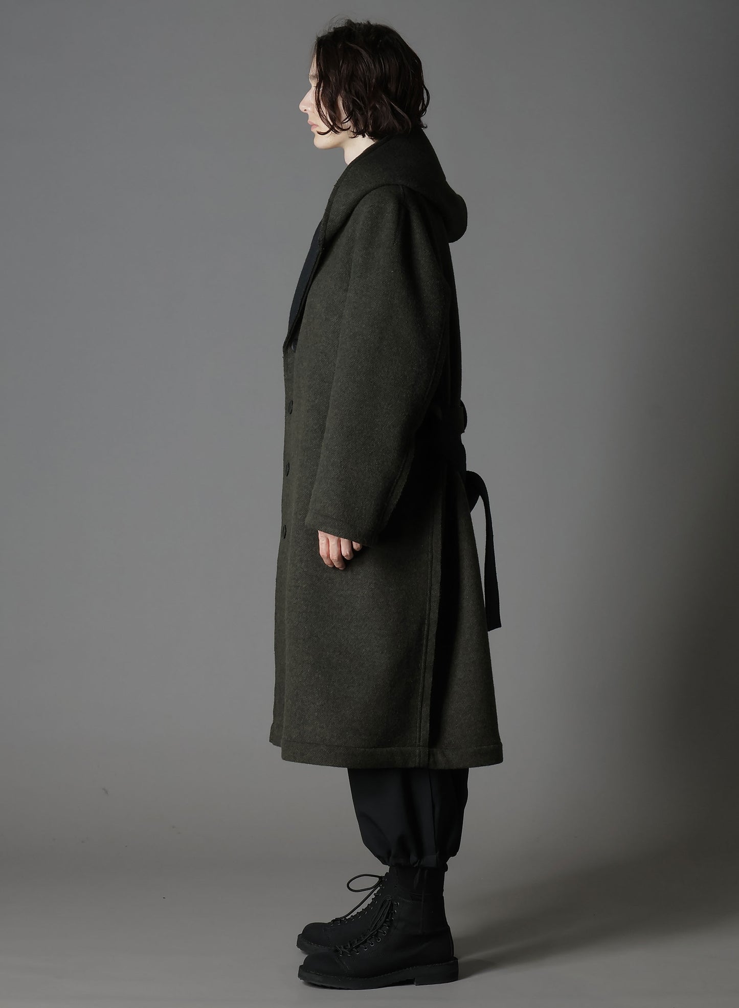 DOUBLE WEAVE MELTON UNRRIMMED HOODED COAT