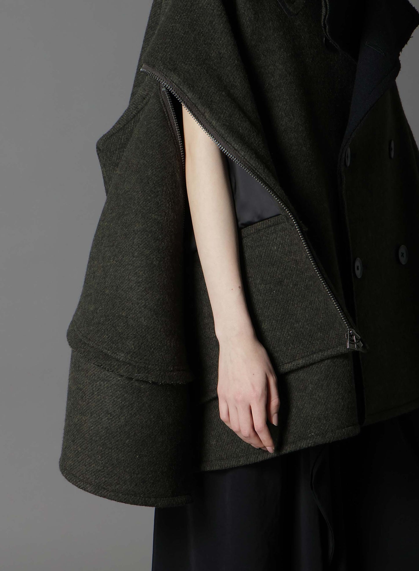 DOUBLE WEAVE MELTON SHORT LENGTH BIG SLEEVE DOUBLE COAT