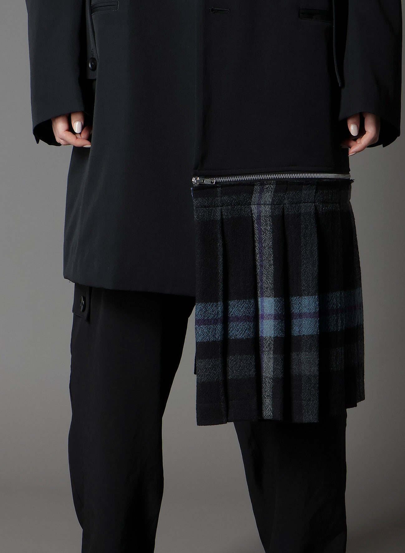 W/GABARDINE DOUBLE GAUZE PLEATED JACKET W/ TAB