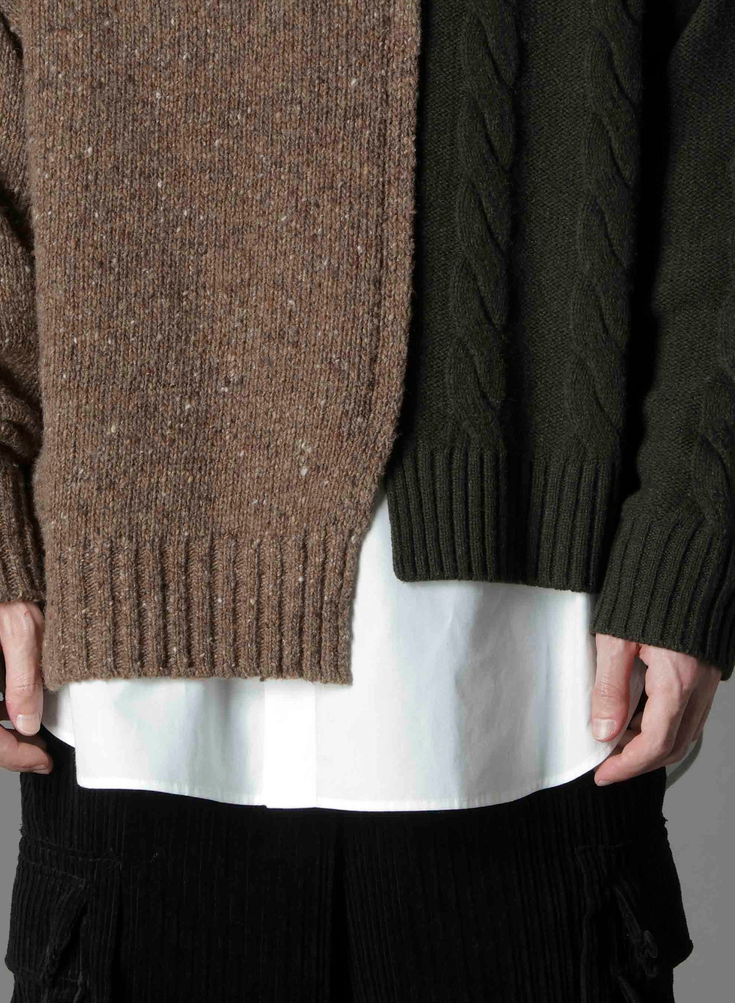 FINE MERINO WOOL CABLE SWITCH UNBALANCE PULLOVER