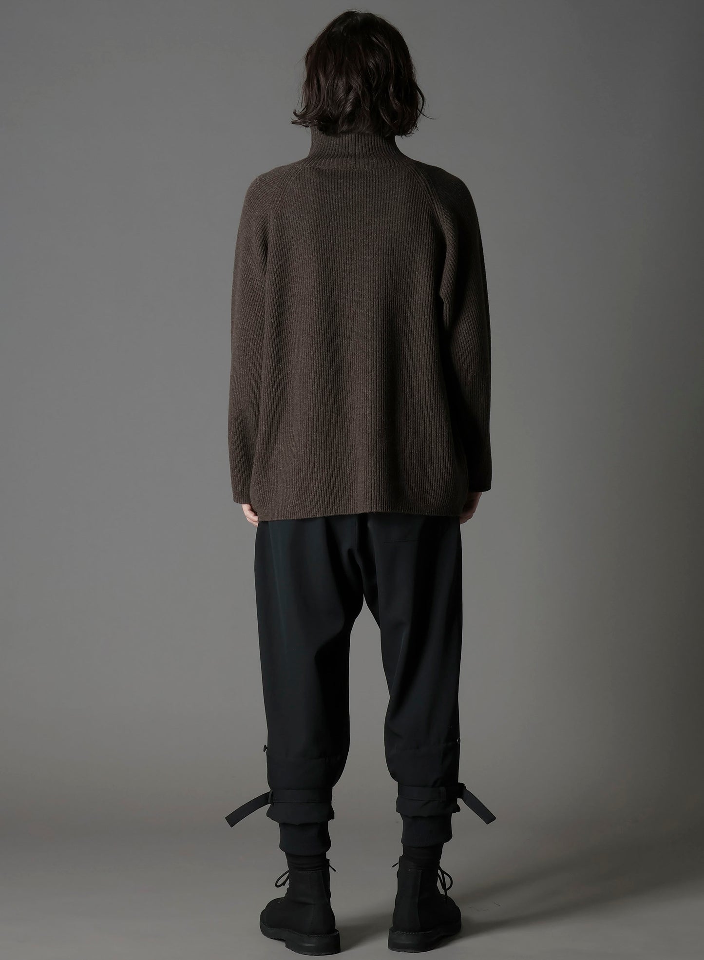 FINE MERINO WOOL RAGLAN TURTLE NECK
