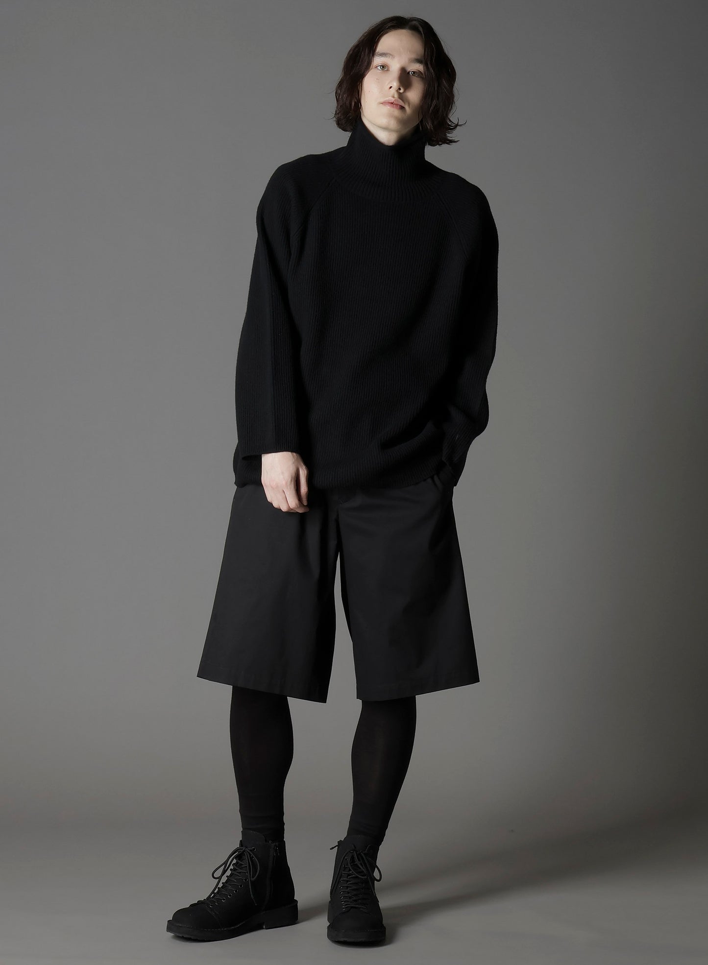 FINE MERINO WOOL RAGLAN TURTLE NECK