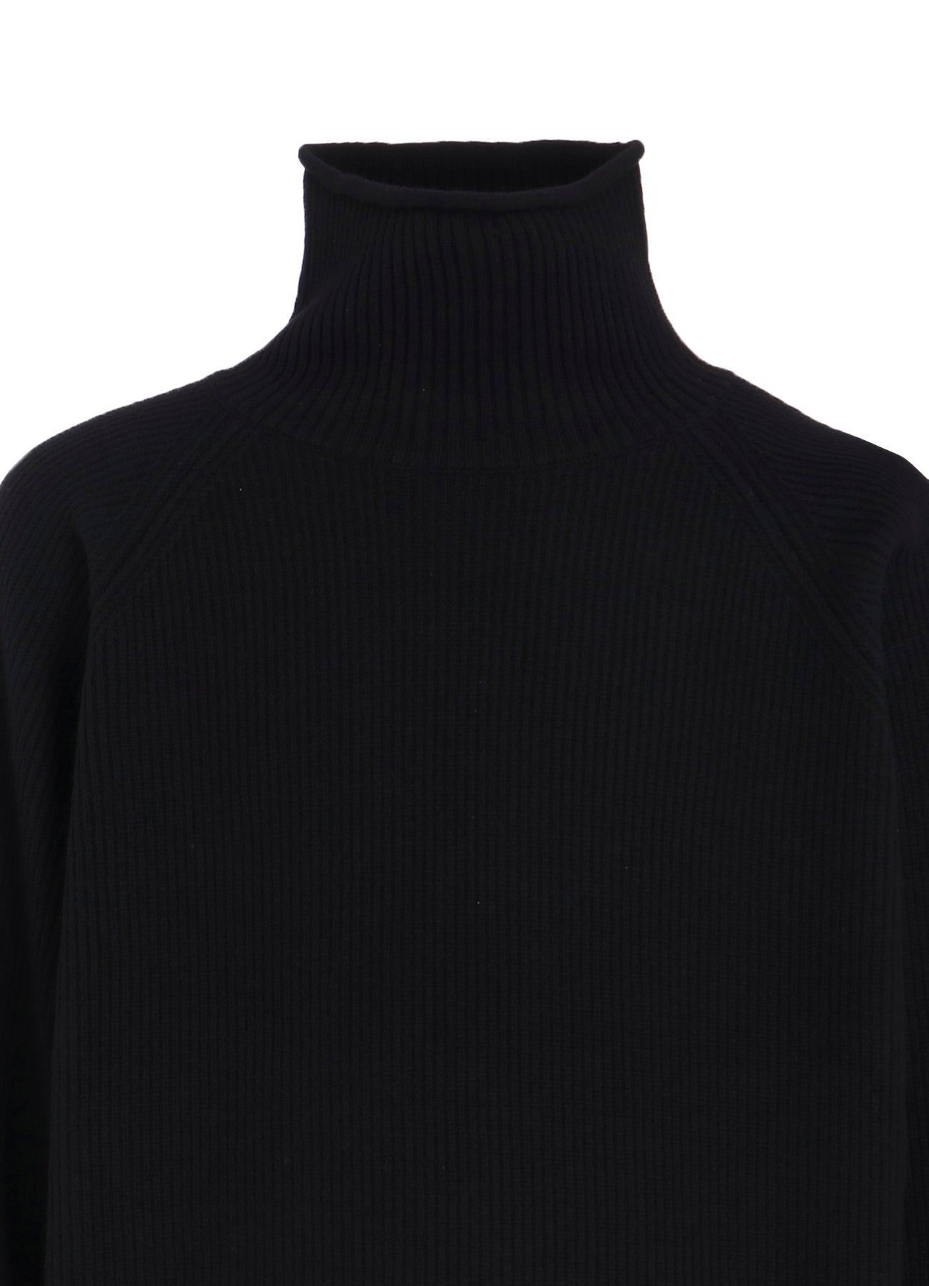 FINE MERINO WOOL RAGLAN TURTLE NECK