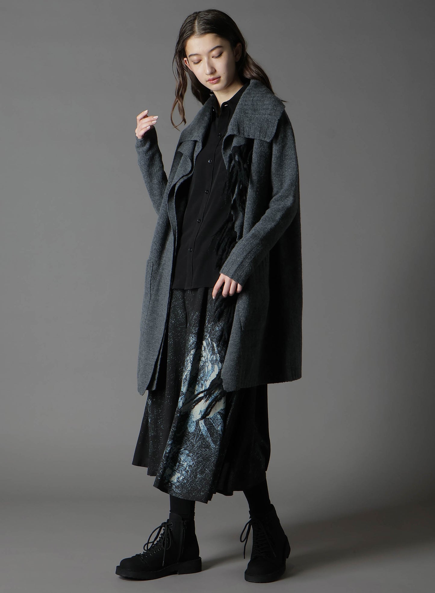 BoilMerinoWool FRINGE KNIT GOWN