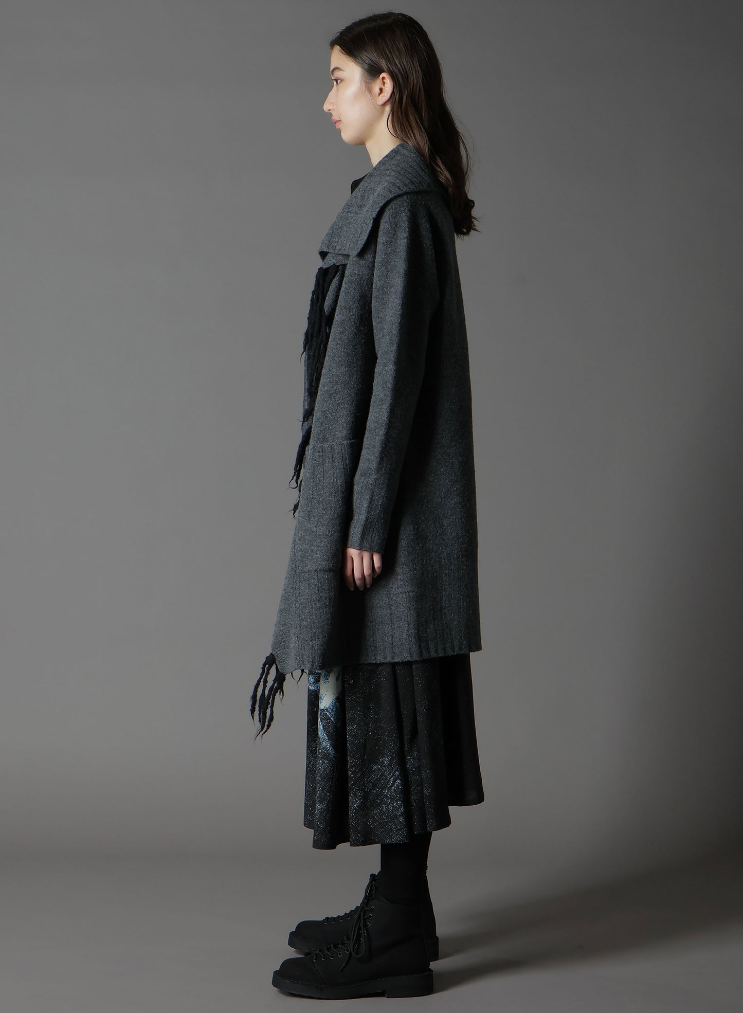 BoilMerinoWool FRINGE KNIT GOWN