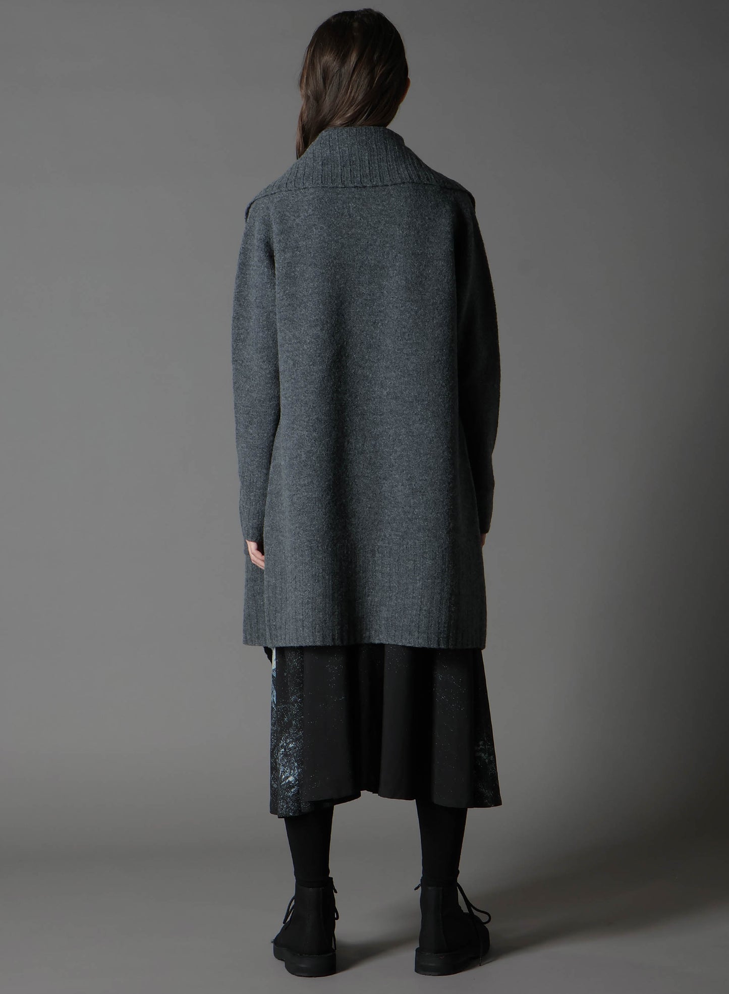 BoilMerinoWool FRINGE KNIT GOWN