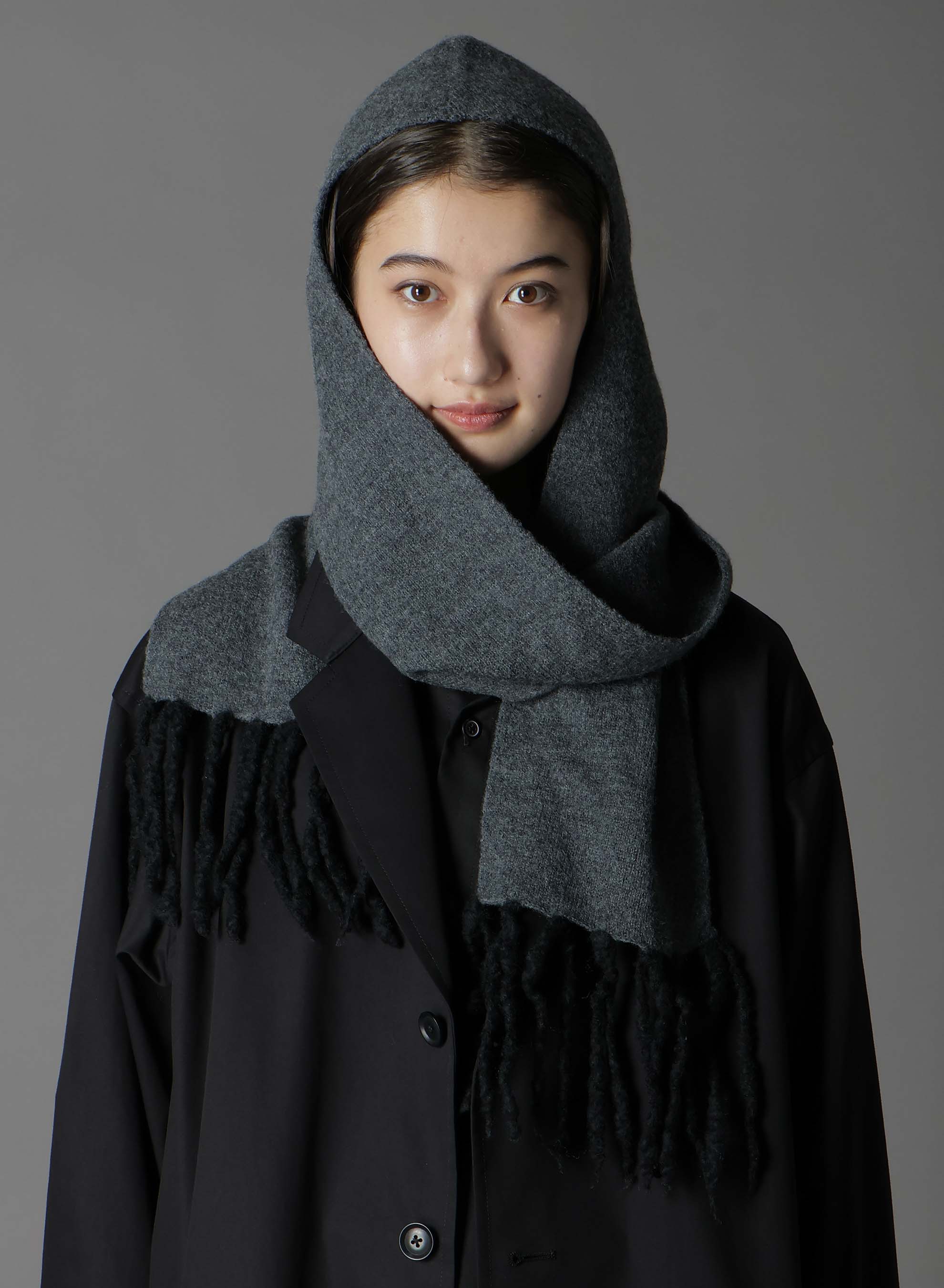 BoilMerinoWool FRINGE HOODED MUFFLER – THE SHOP YOHJI YAMAMOTO