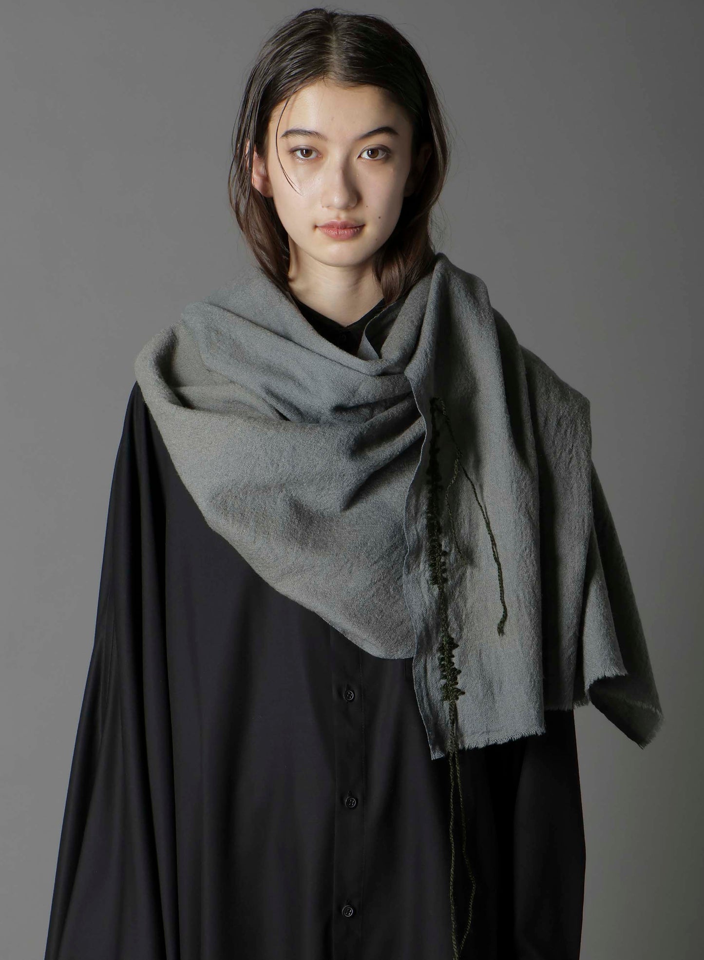 TETANY WOOL HAND STITCH SCARF
