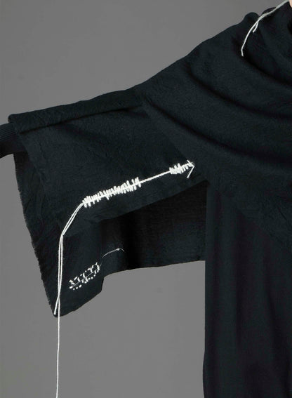 TETANY WOOL HAND STITCH SCARF
