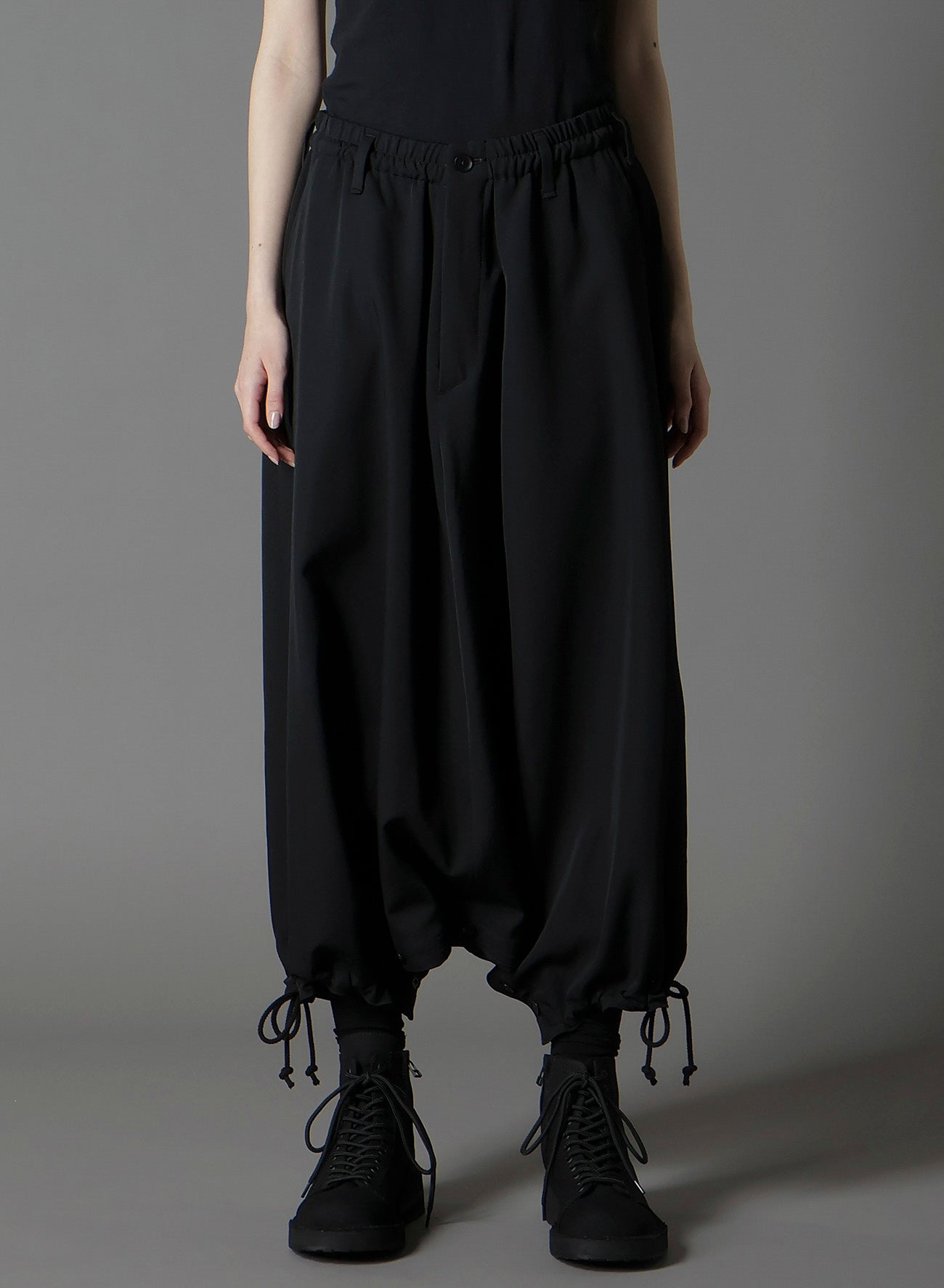 W/GABARDINE INSEAM BUTTON SAROUEL PANTS