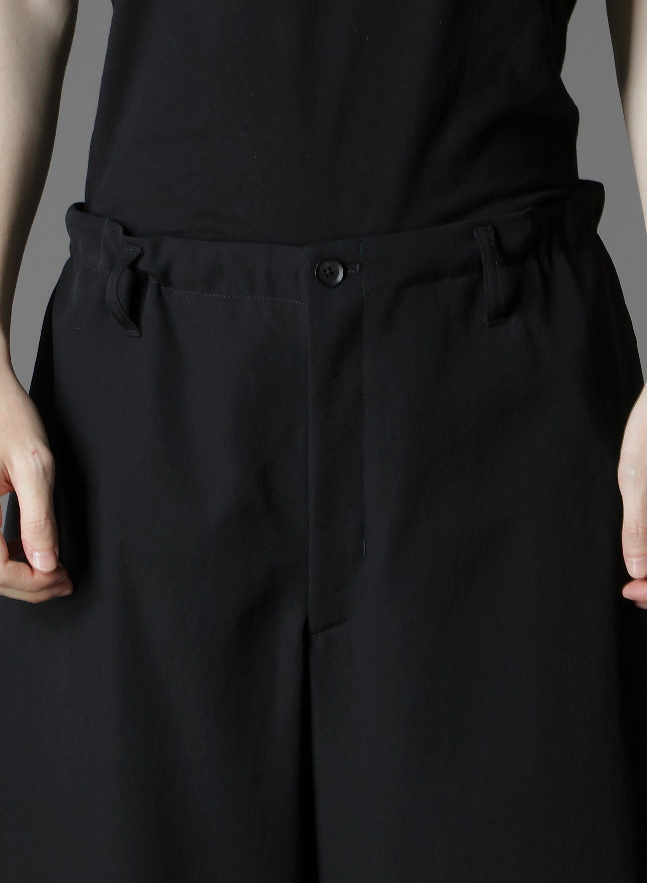 W/GABARDINE DOUBLE GAUZE PLEATED HALF PANTS