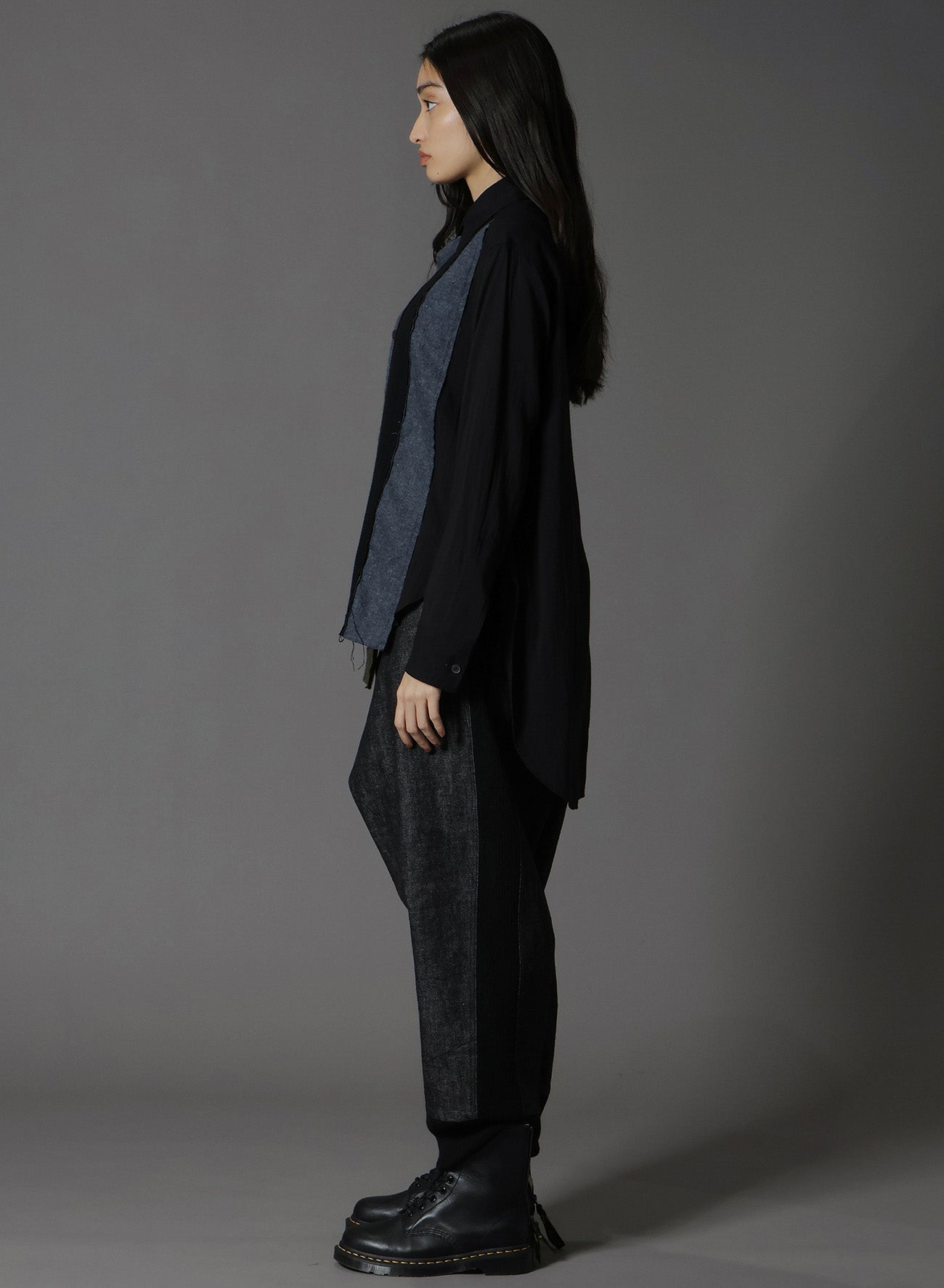 VARIOUS MATERIAL COMBINATION ASYMMETRY SLIM SHIRT