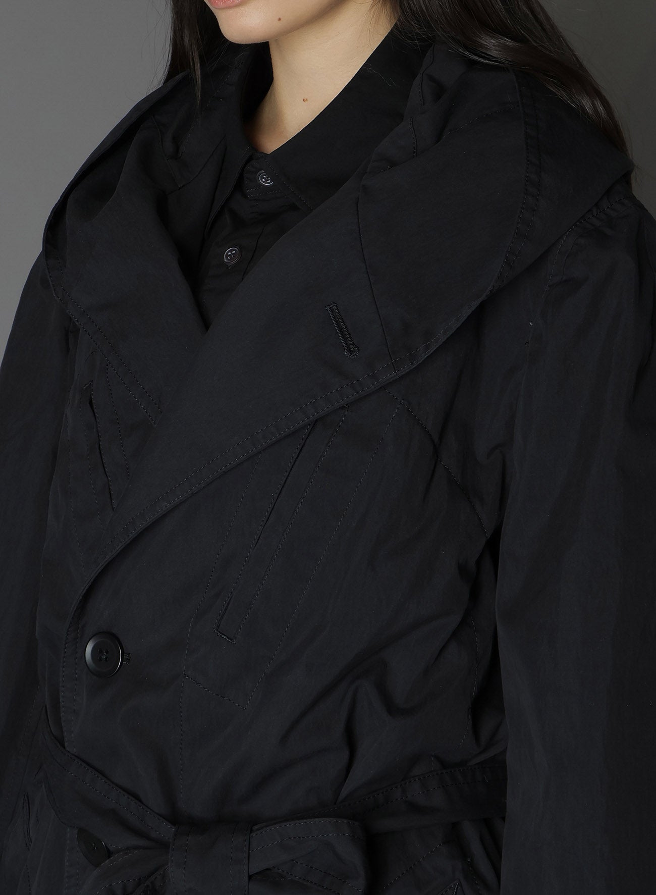 COTTON/NYLON OXFORD HOODED COAT WITH FULLED WOOL GAUZE POCKETS