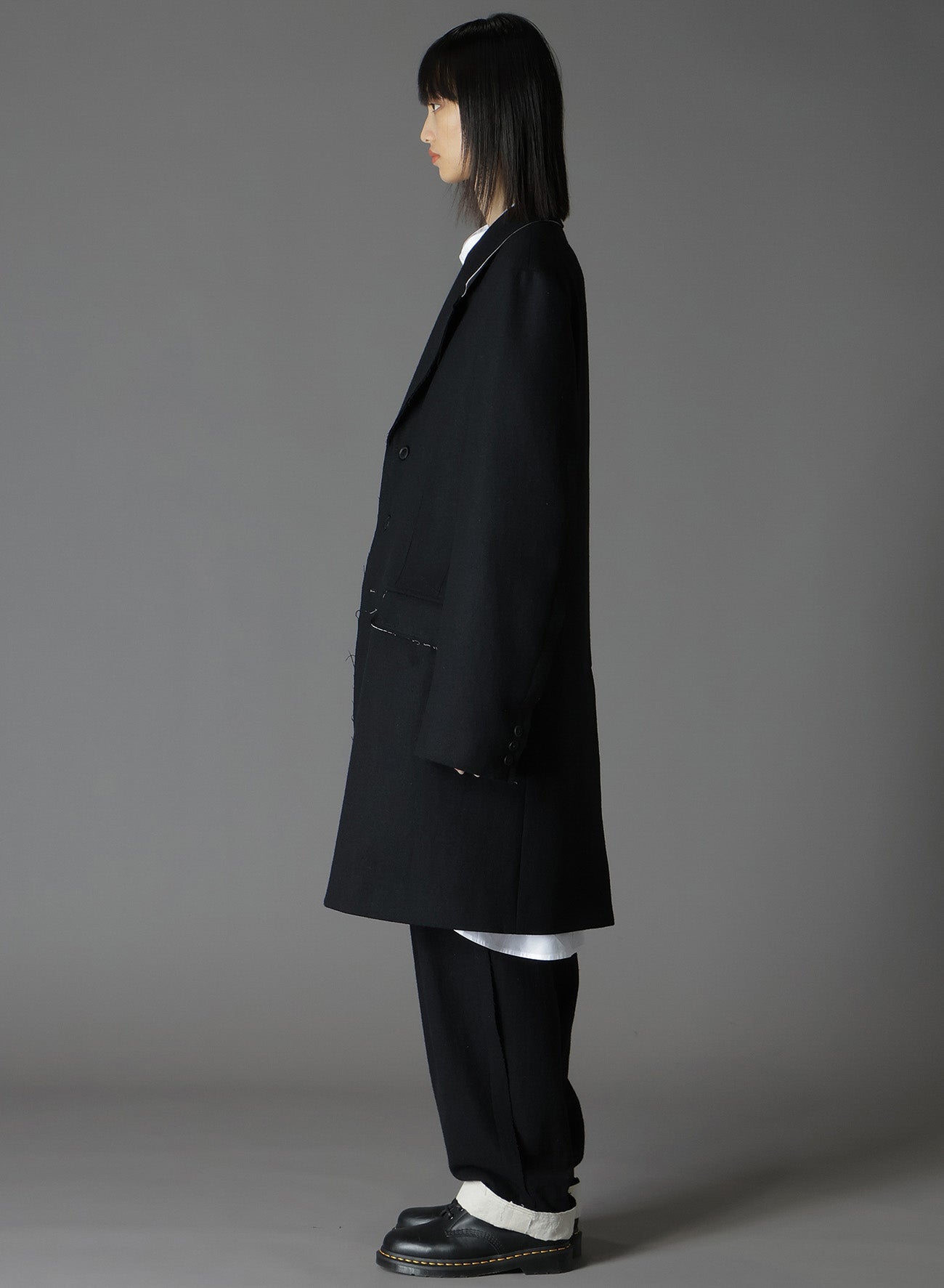 WOOL/NYLON FLANNEL TRIMMED LONG JACKET