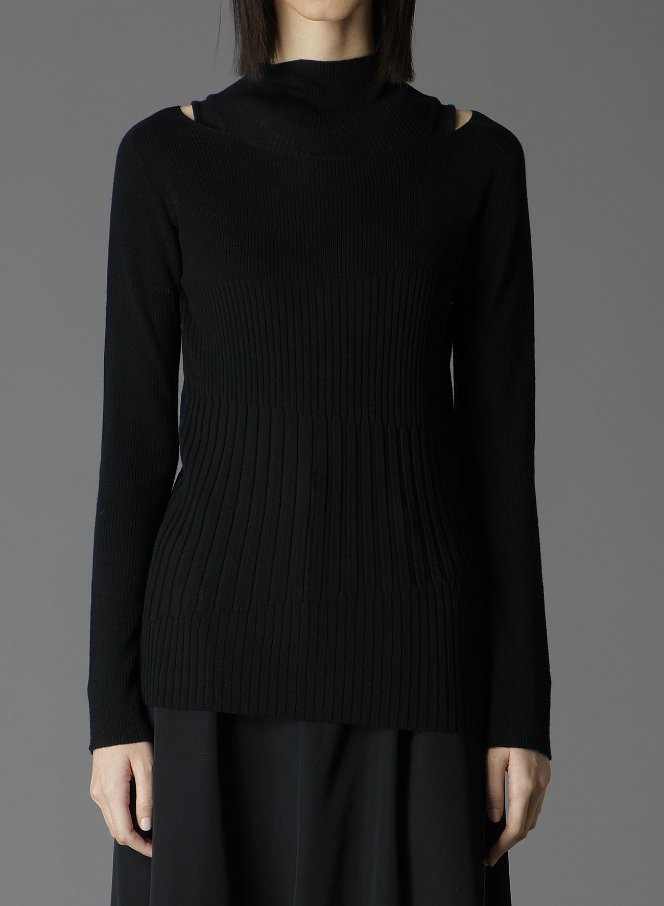 MERINO WOOL DESIGN TURTLENECK KNIT