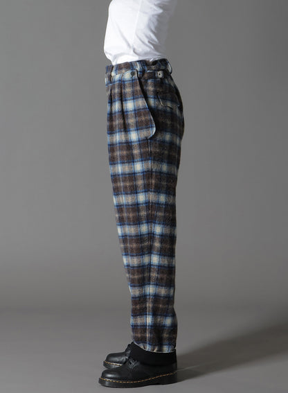 CHECKED SHAGGY WOOL SIDE CUT-OFF PANTS