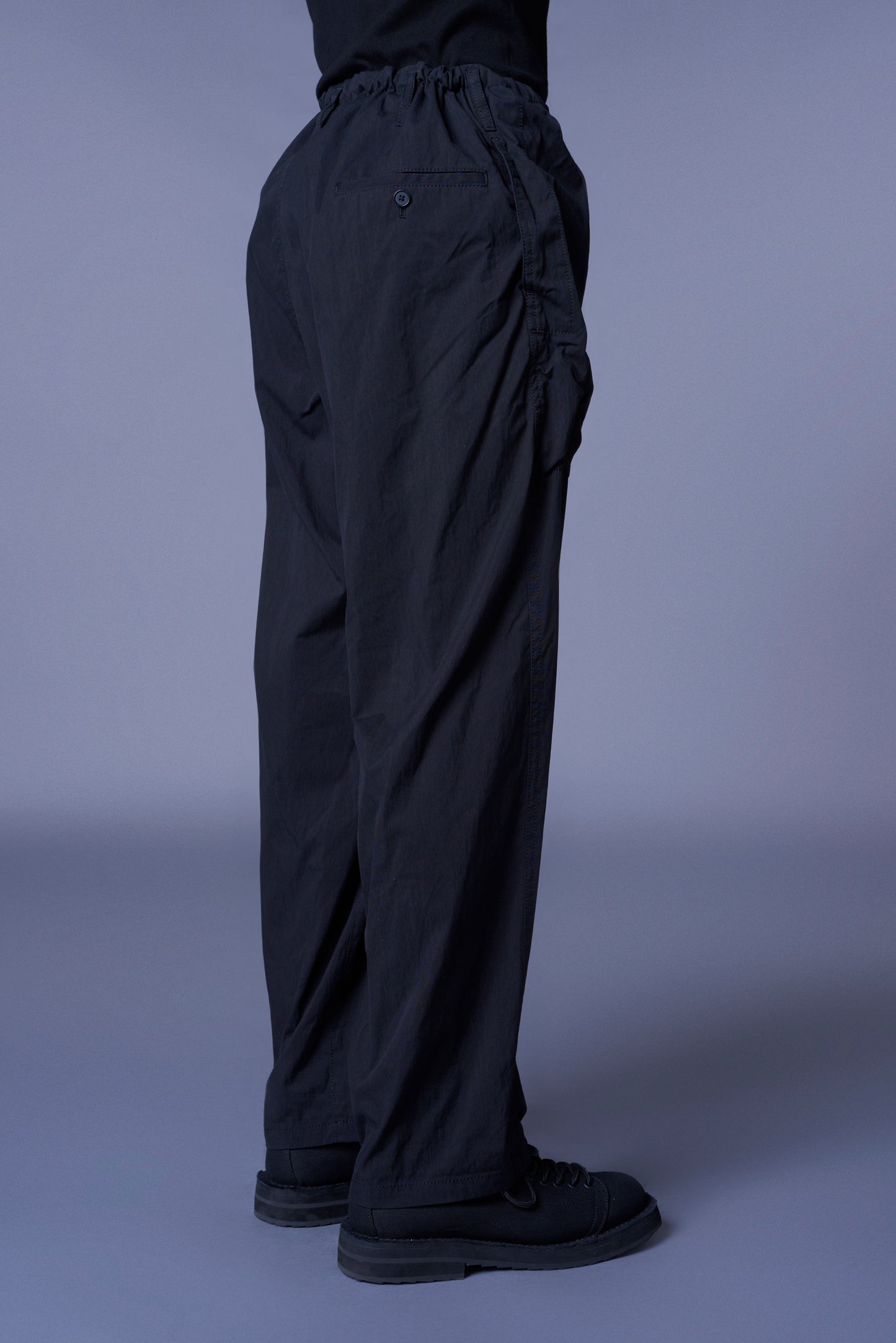 COTTON/NYLON OXFORD STRING PANTS WITH FULLED WOOL GAUZE POCKETS