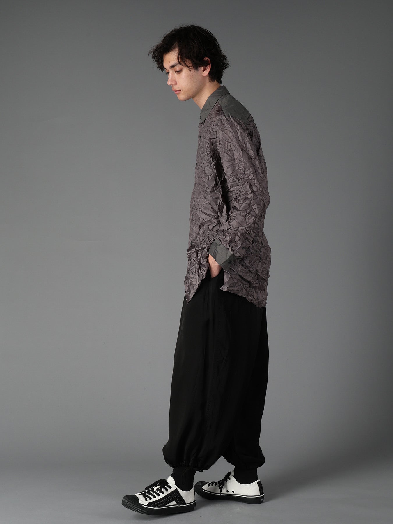 CRUSHED FABRIC LONG SLEEVE SHIRT