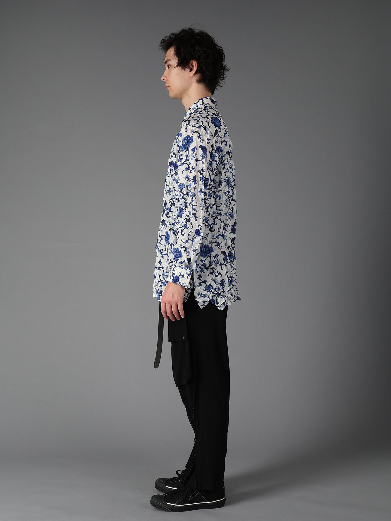 CRUSHED FABRIC BOTANICAL ARABESQUE PRINT SHIRT