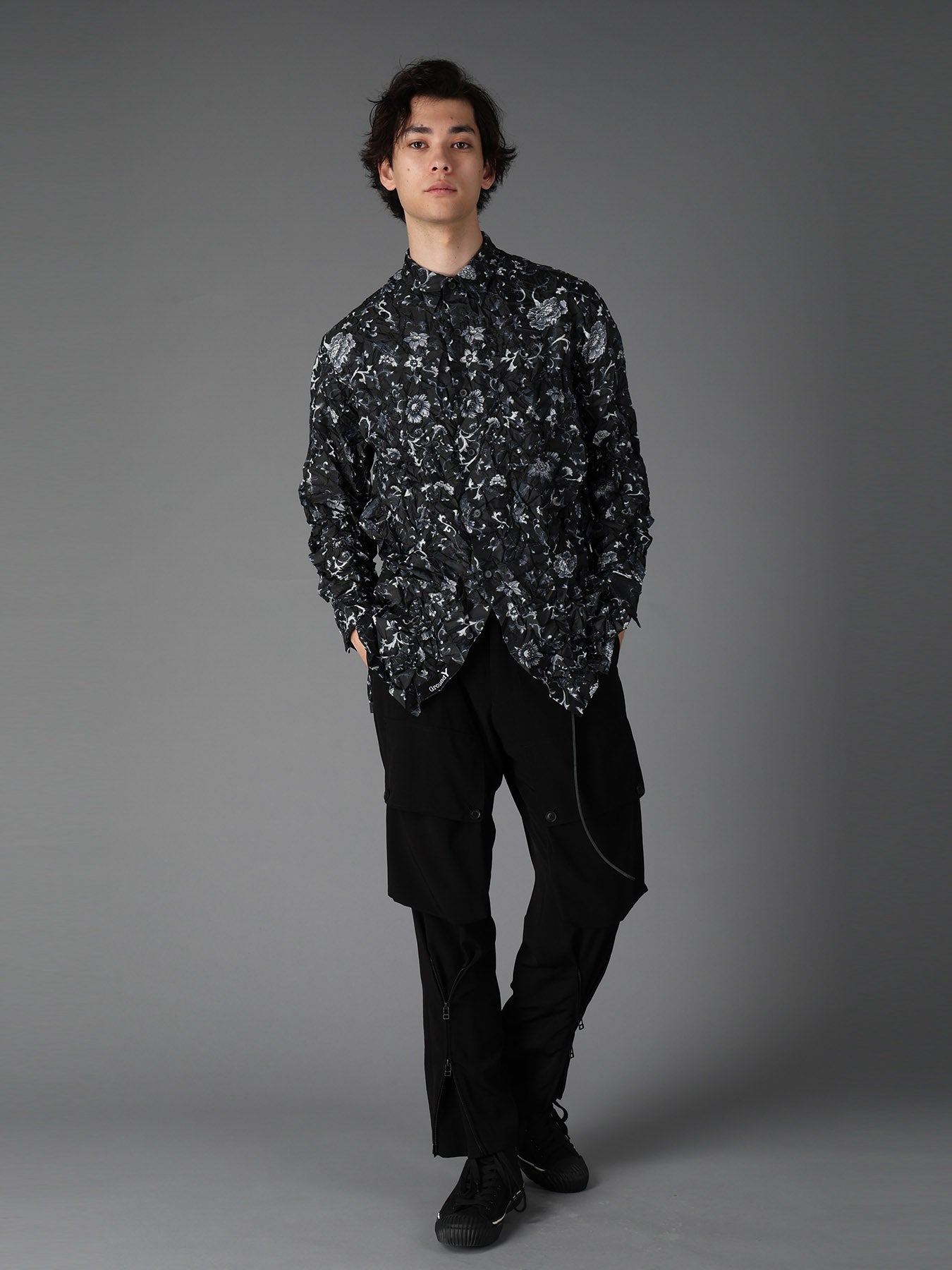 CRUSHED FABRIC BOTANICAL ARABESQUE PRINT SHIRT