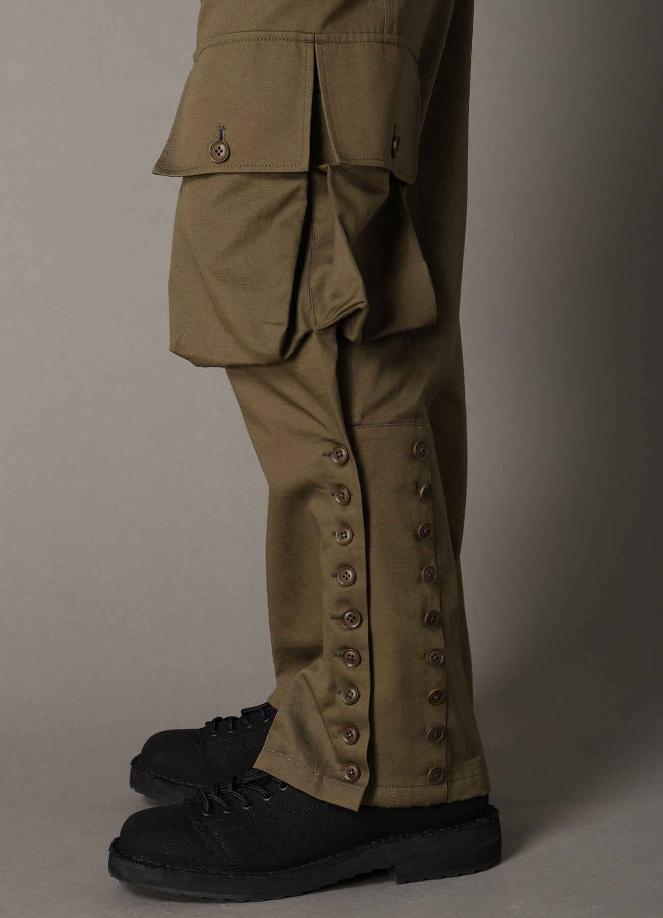 KATSURAGI CARGO JODHPURS PANTS
