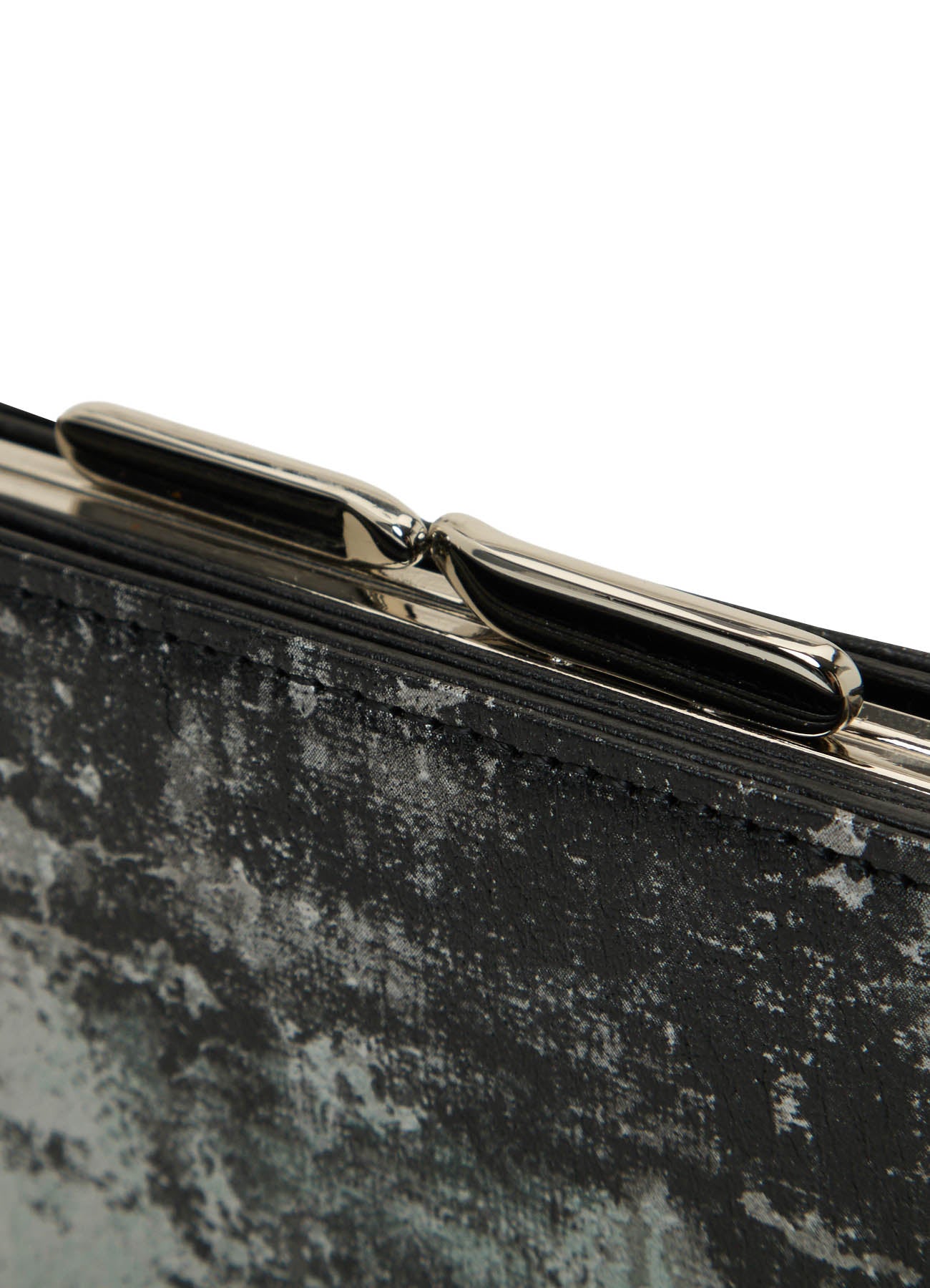 PRINTED LEATHER DOUBLE-FOLD WALLET