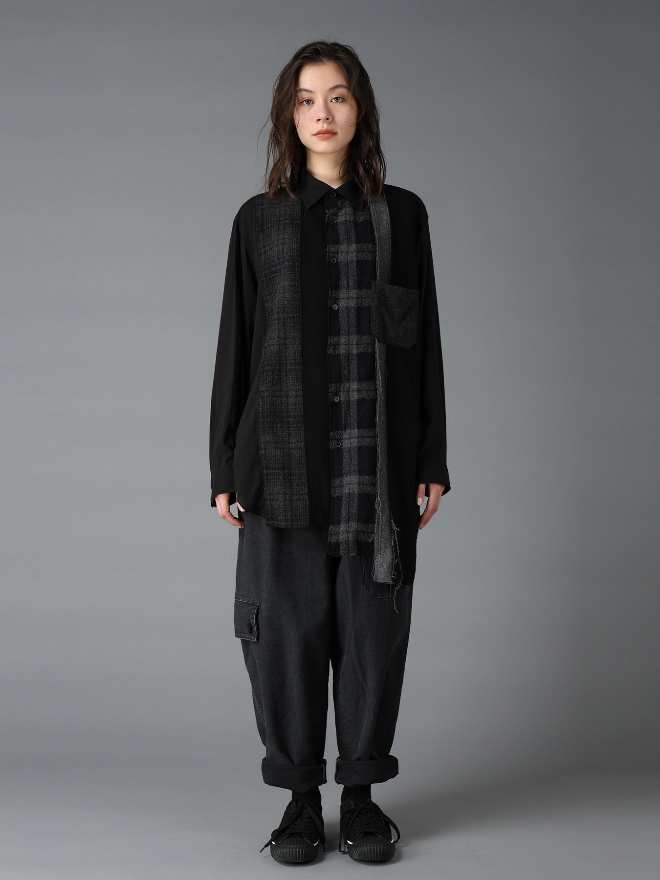 SWITCHING MATERIAL FRONT PANEL SHIRT