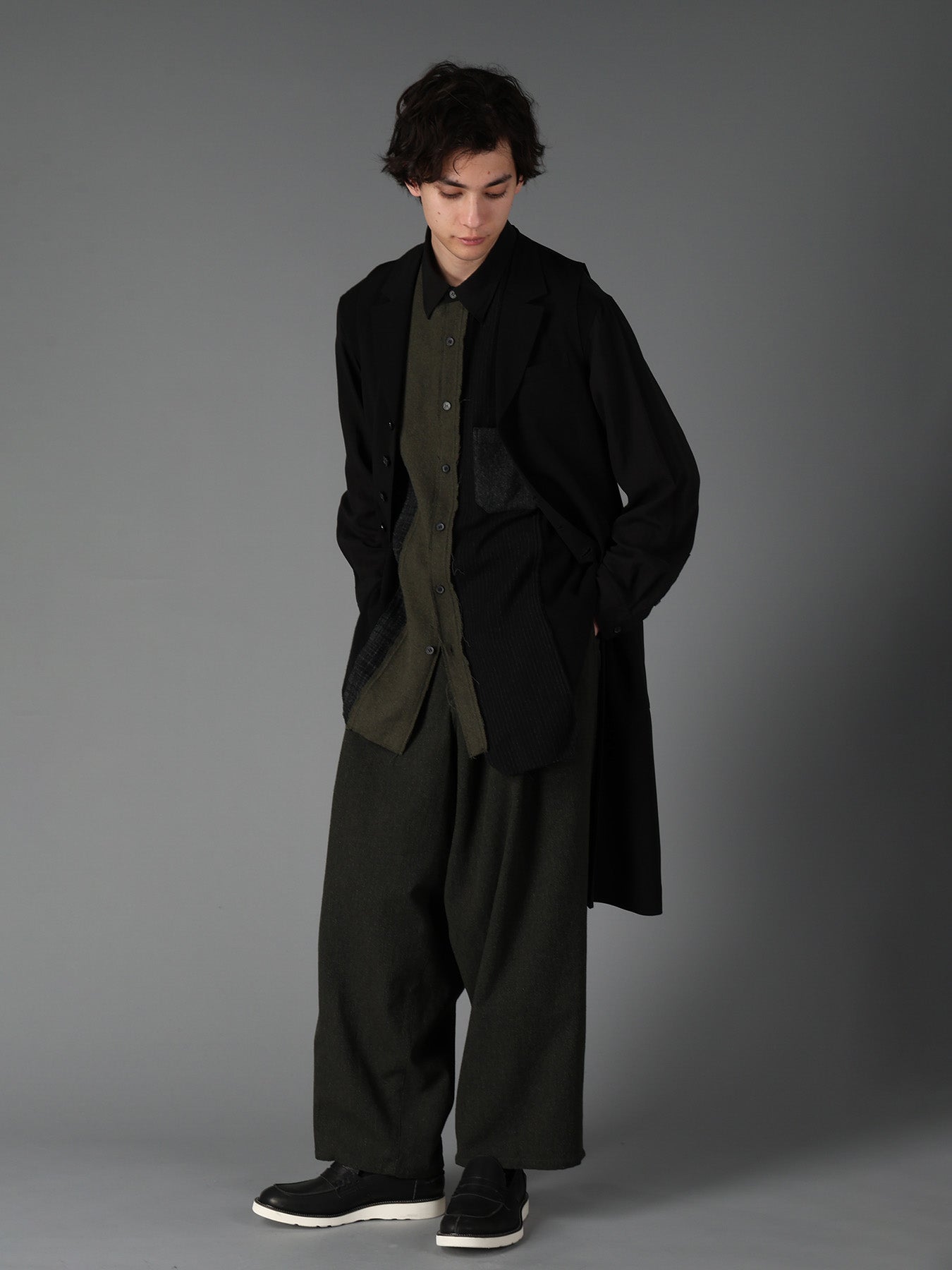 SWITCHING MATERIAL PATCHWORK SHIRT