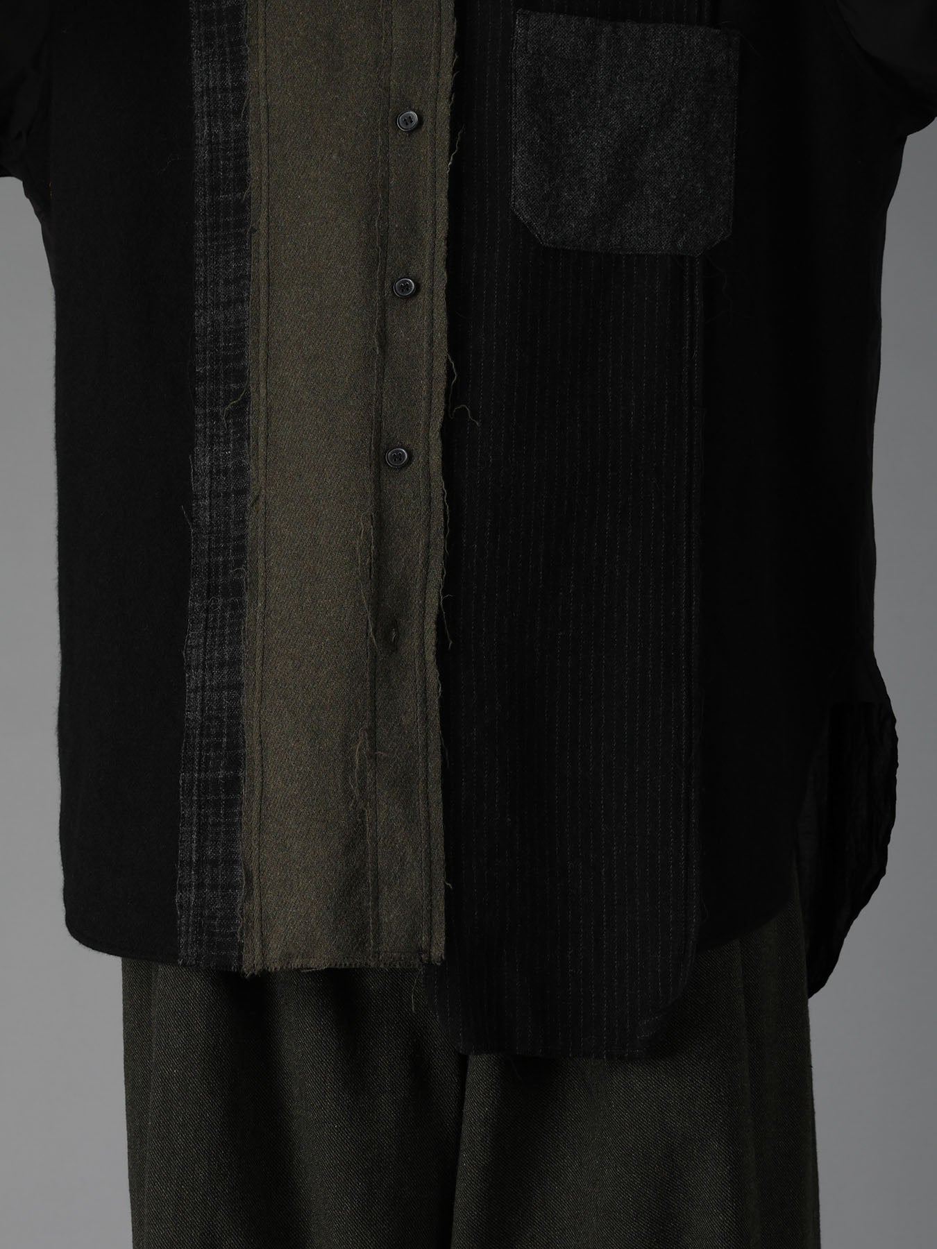 SWITCHING MATERIAL PATCHWORK SHIRT