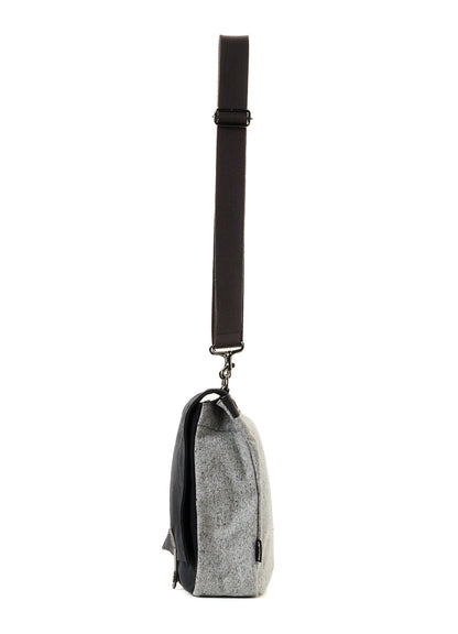 NO.8 CANVAS BIO FINISHED BREAD SHOULDER BAG