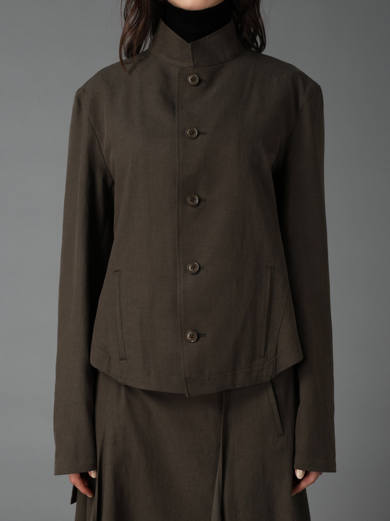 CELLULOSE COTTON BIO TWILL FRONT DROP SHORT JACKET