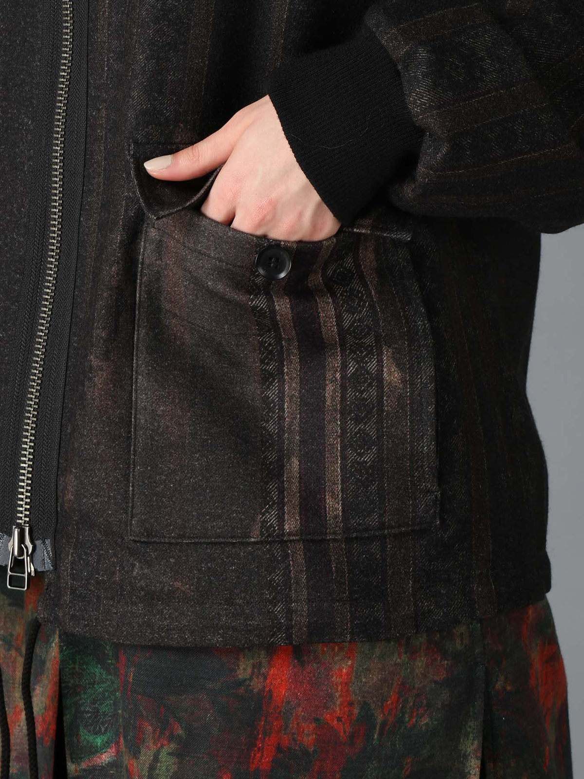 WOOL NYLON FLANNEL GREY STRIPE COLLAR-LESS BLOUSON