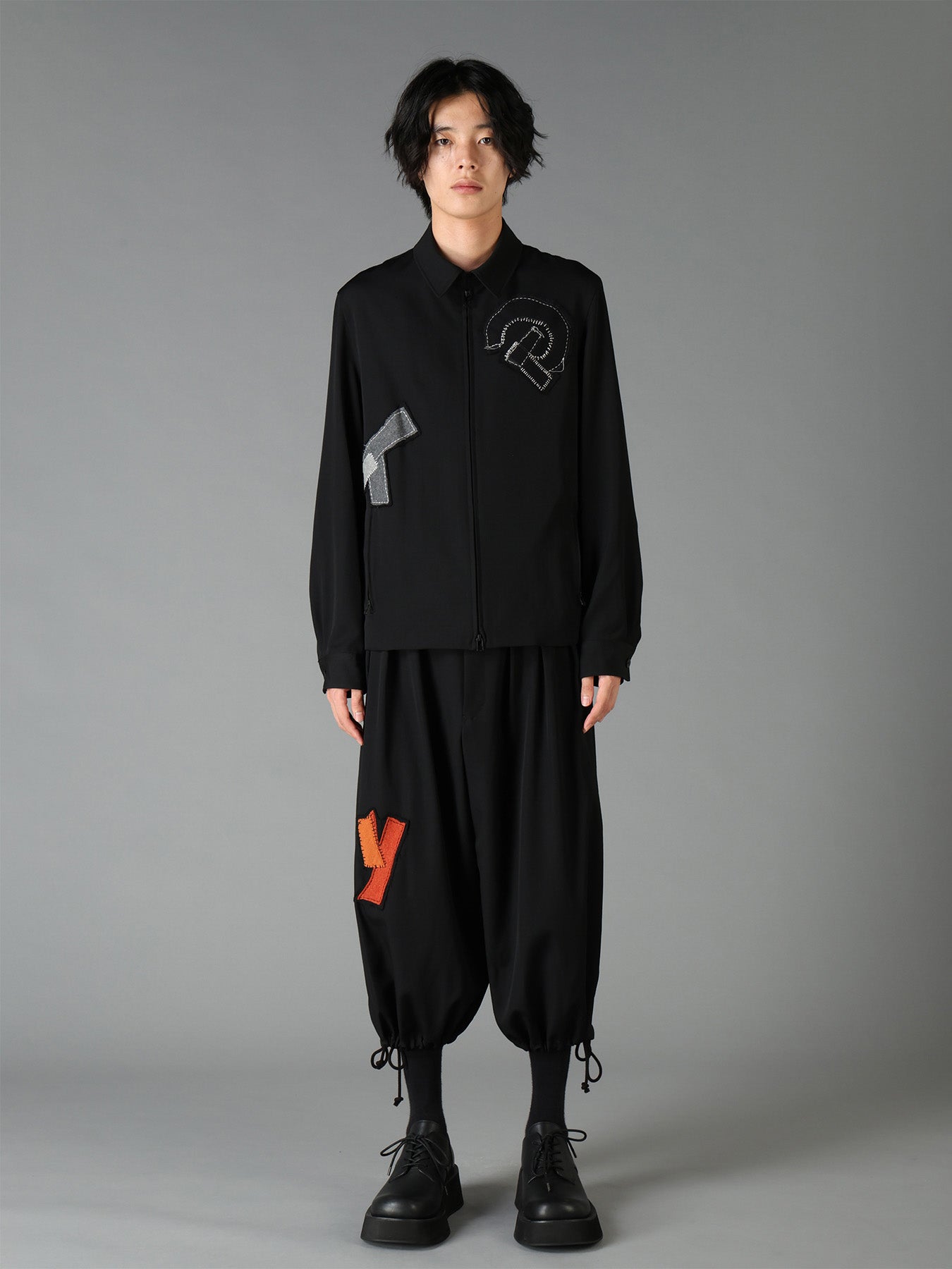 WOOL GABARDINE APPLIQUE ZIP JACKET