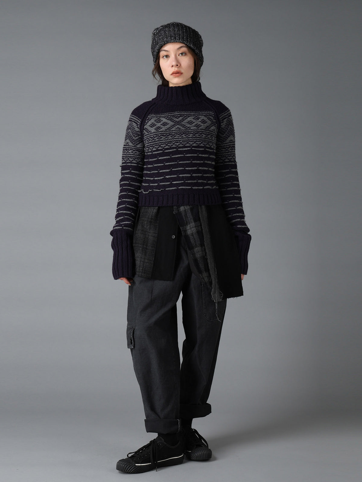 BULKY REVERSE JACQUARD SHORT PULLOVER KNIT