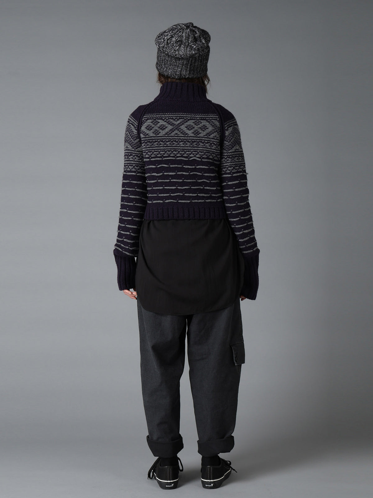 BULKY REVERSE JACQUARD SHORT PULLOVER KNIT
