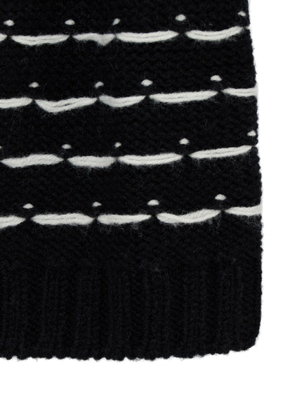 BULKY REVERSE JACQUARD SHORT PULLOVER KNIT