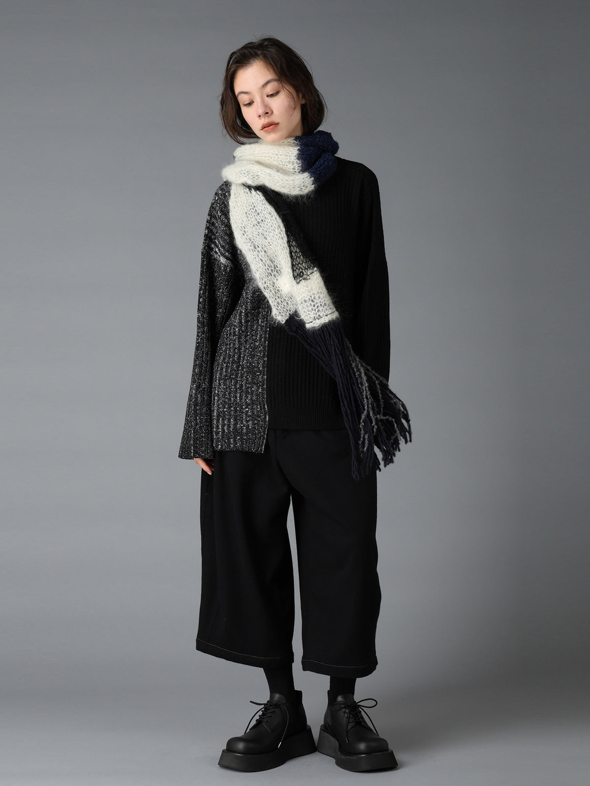 MOHAIR X BOUCLE INTARSIA KNIT SCARF