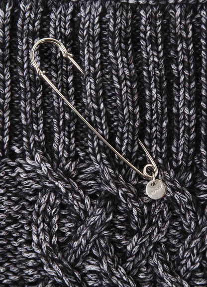 FLUFFY TUBE YARN CABLE KNIT SNOOD