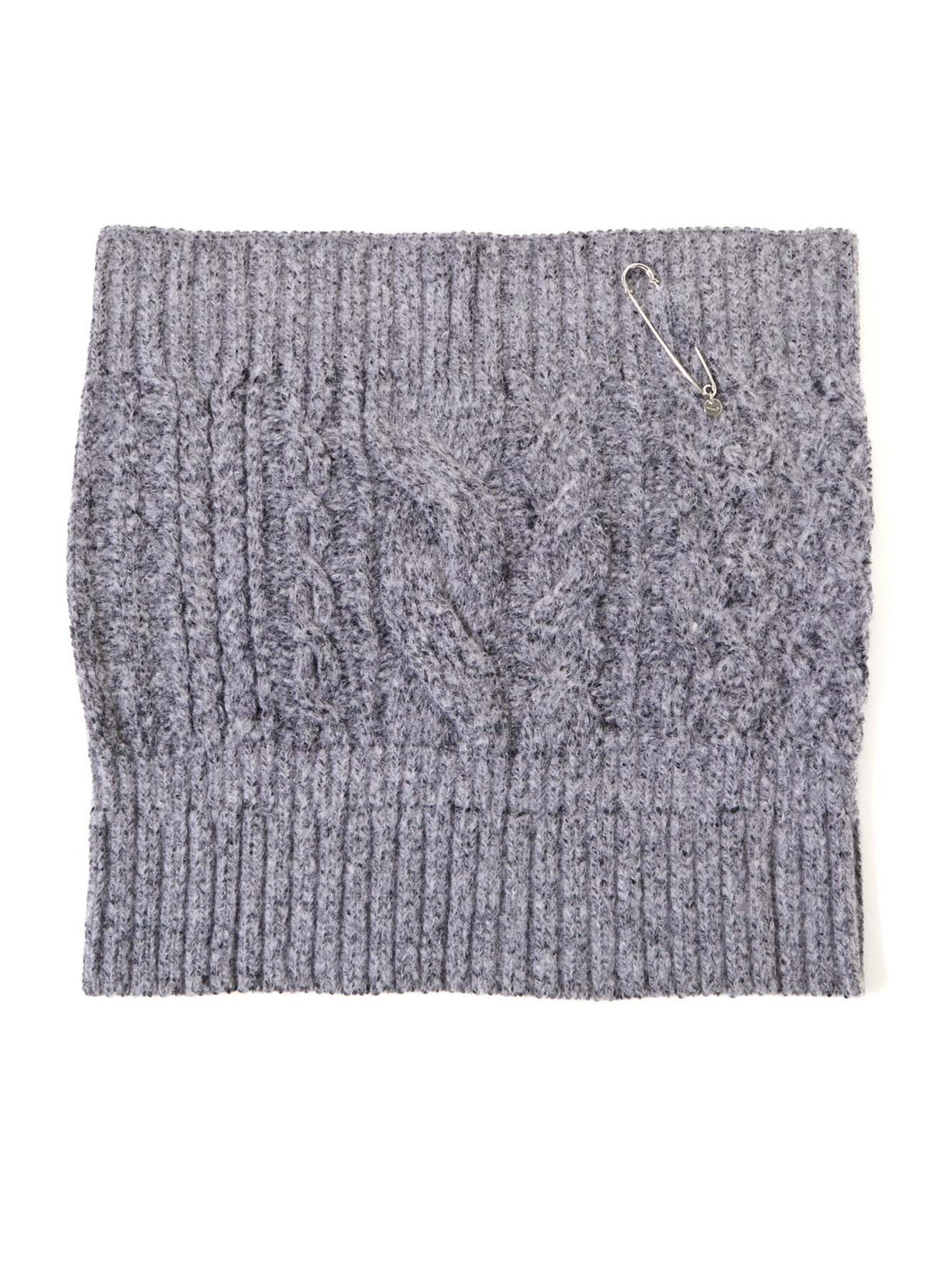 FLUFFY TUBE YARN CABLE KNIT SNOOD
