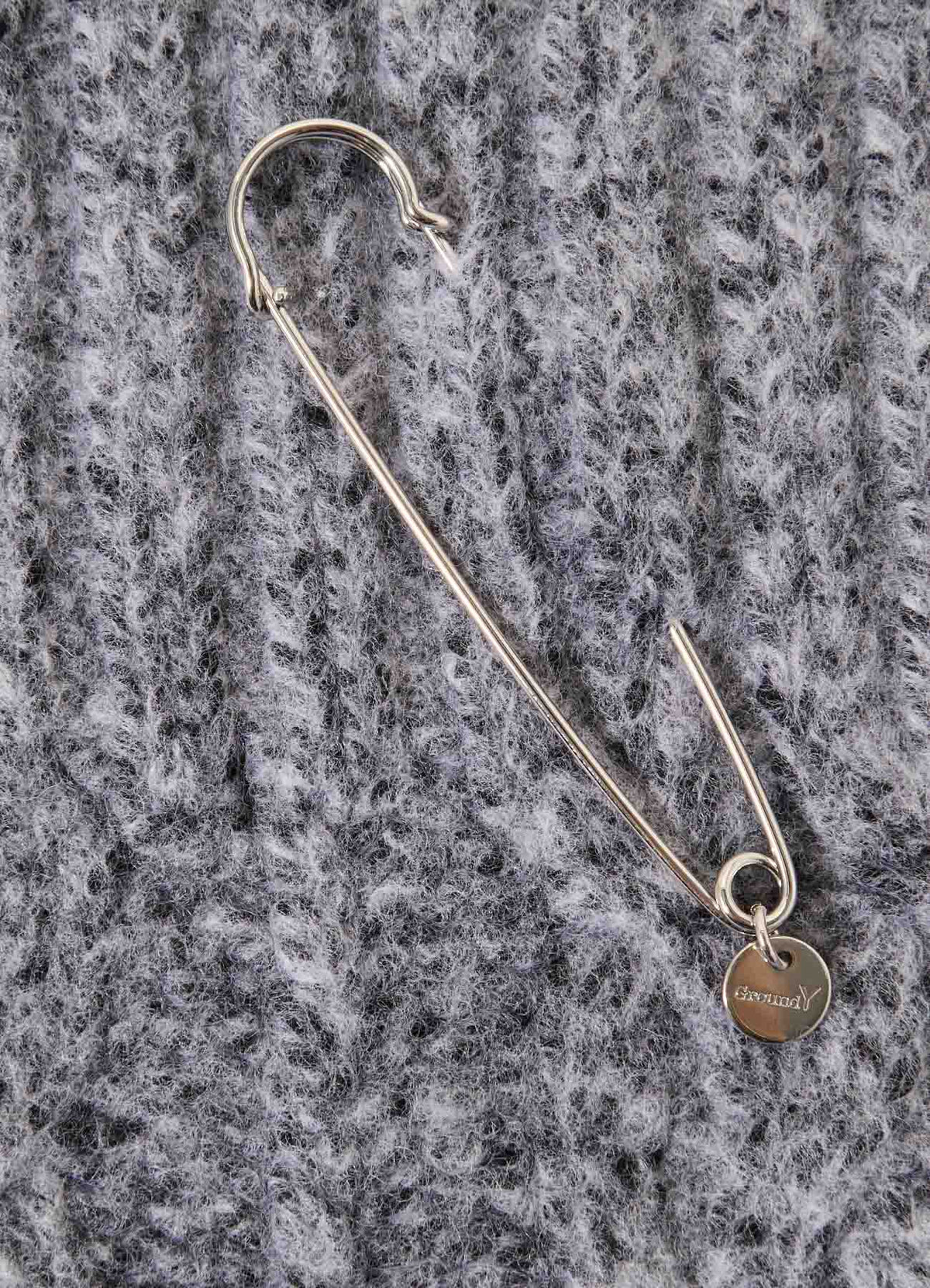 FLUFFY TUBE YARN CABLE KNIT SNOOD