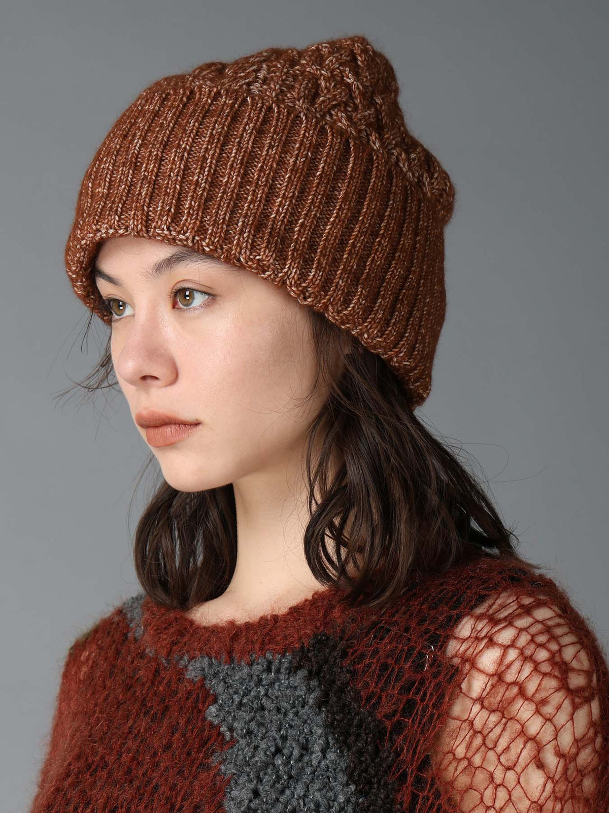 FLUFFY TUBE YARN CABLE KNIT CAP