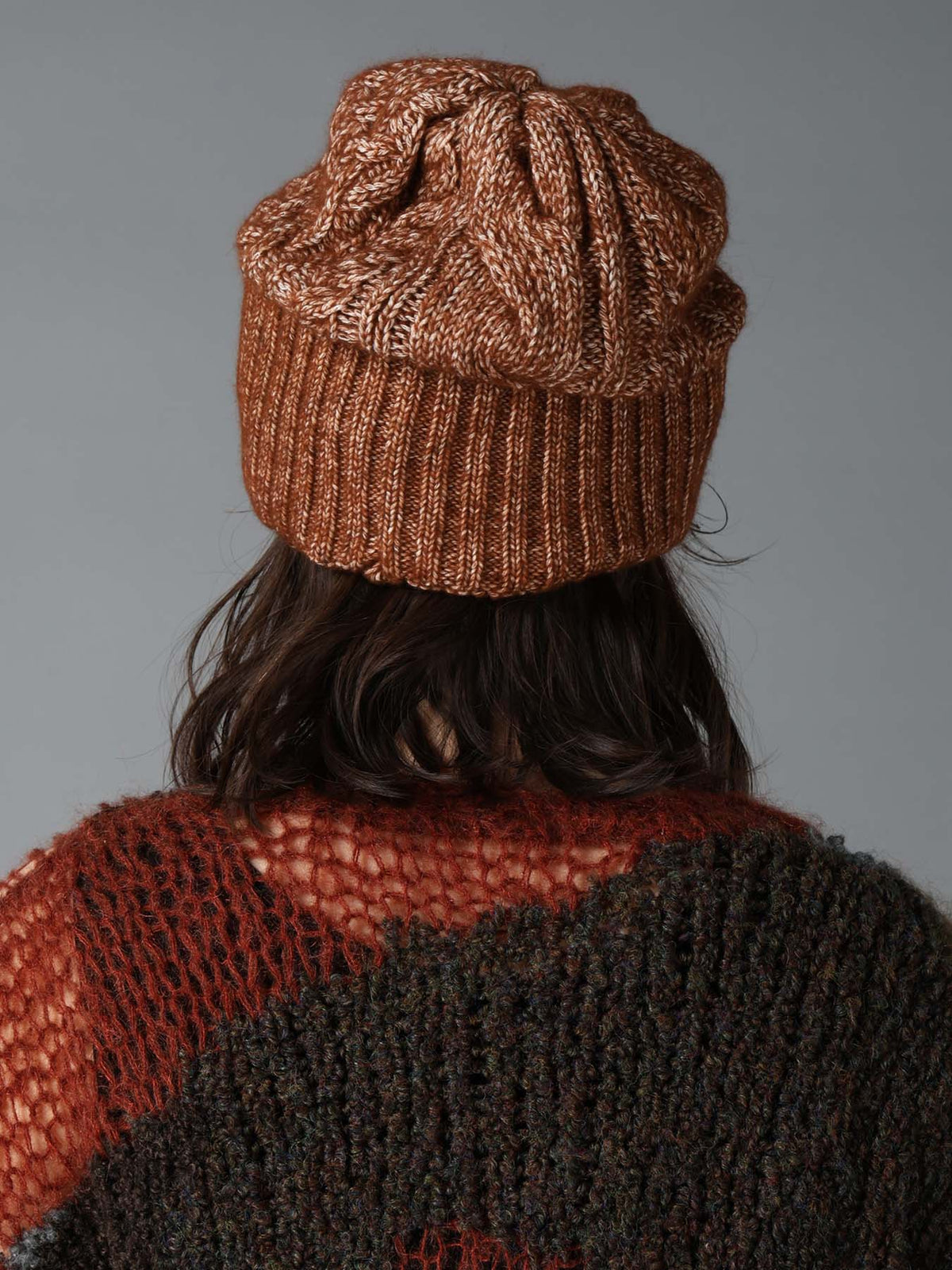 FLUFFY TUBE YARN CABLE KNIT CAP