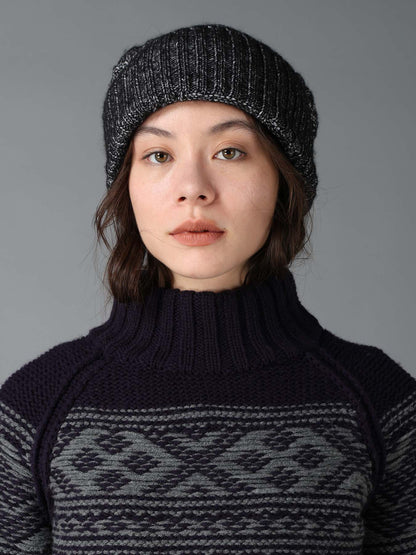 FLUFFY TUBE YARN CABLE KNIT CAP