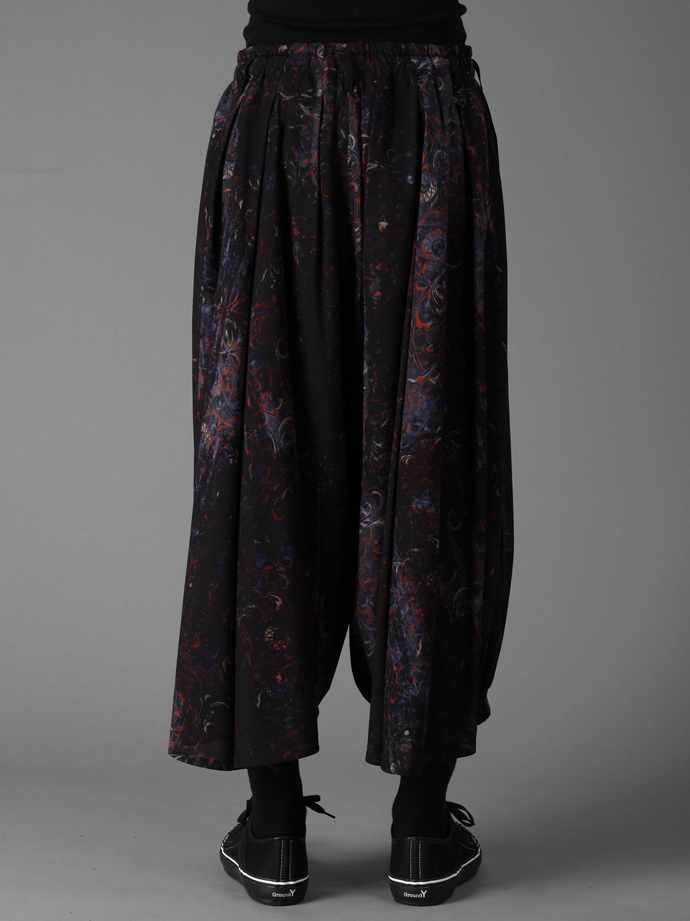 RAYON PAISLEY BALLOON CROW PANTS