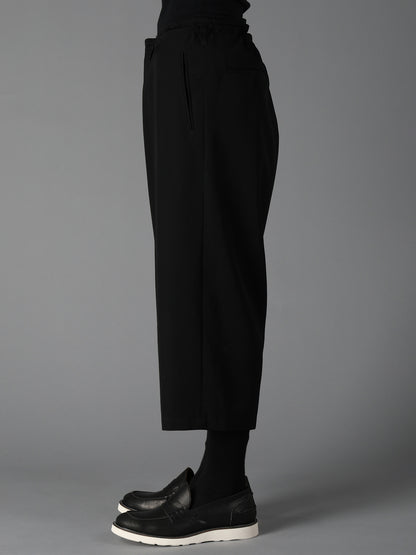 WOOL GABARDINE CROPPED PANTS
