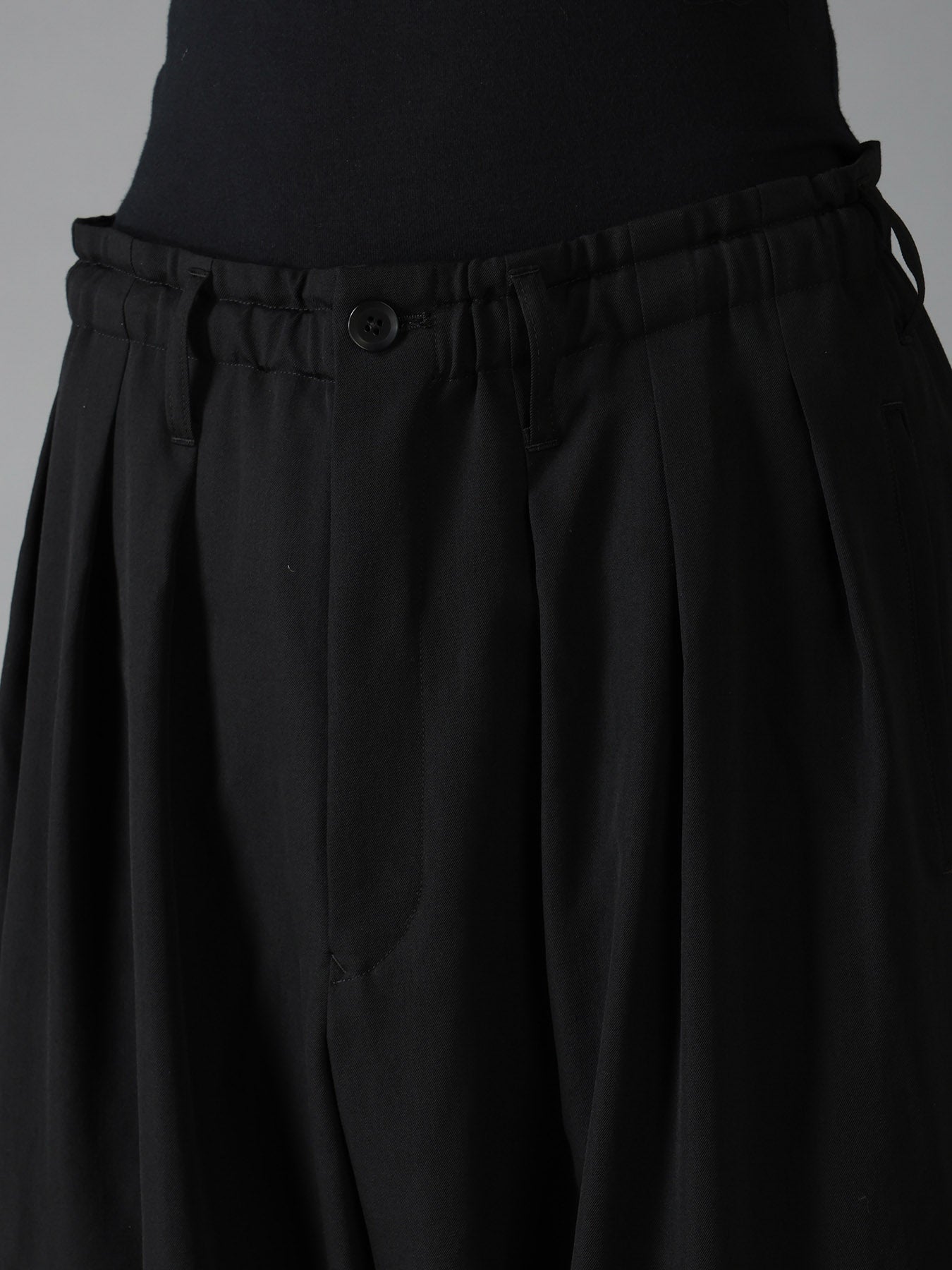 WOOL GABARDINE APPLIQUE BALLOON PANTS