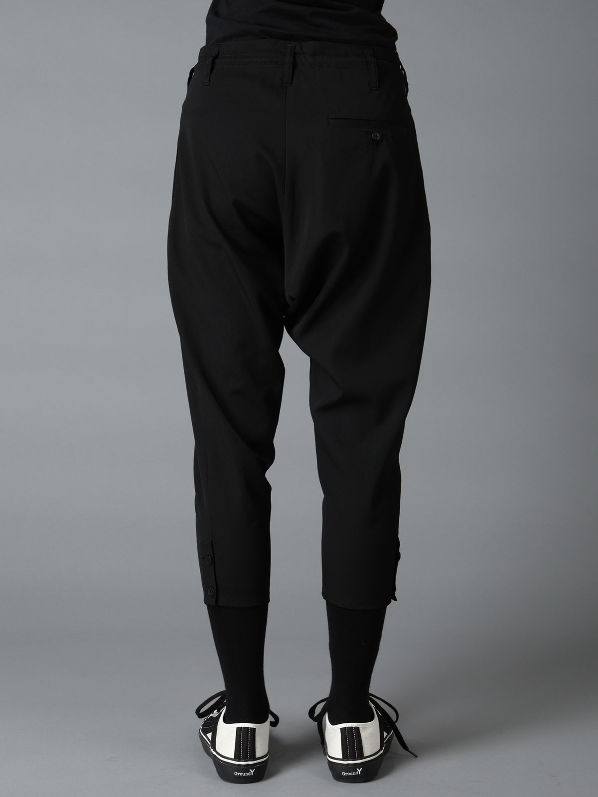 WOOL GABARDINE TAPERED PANTS